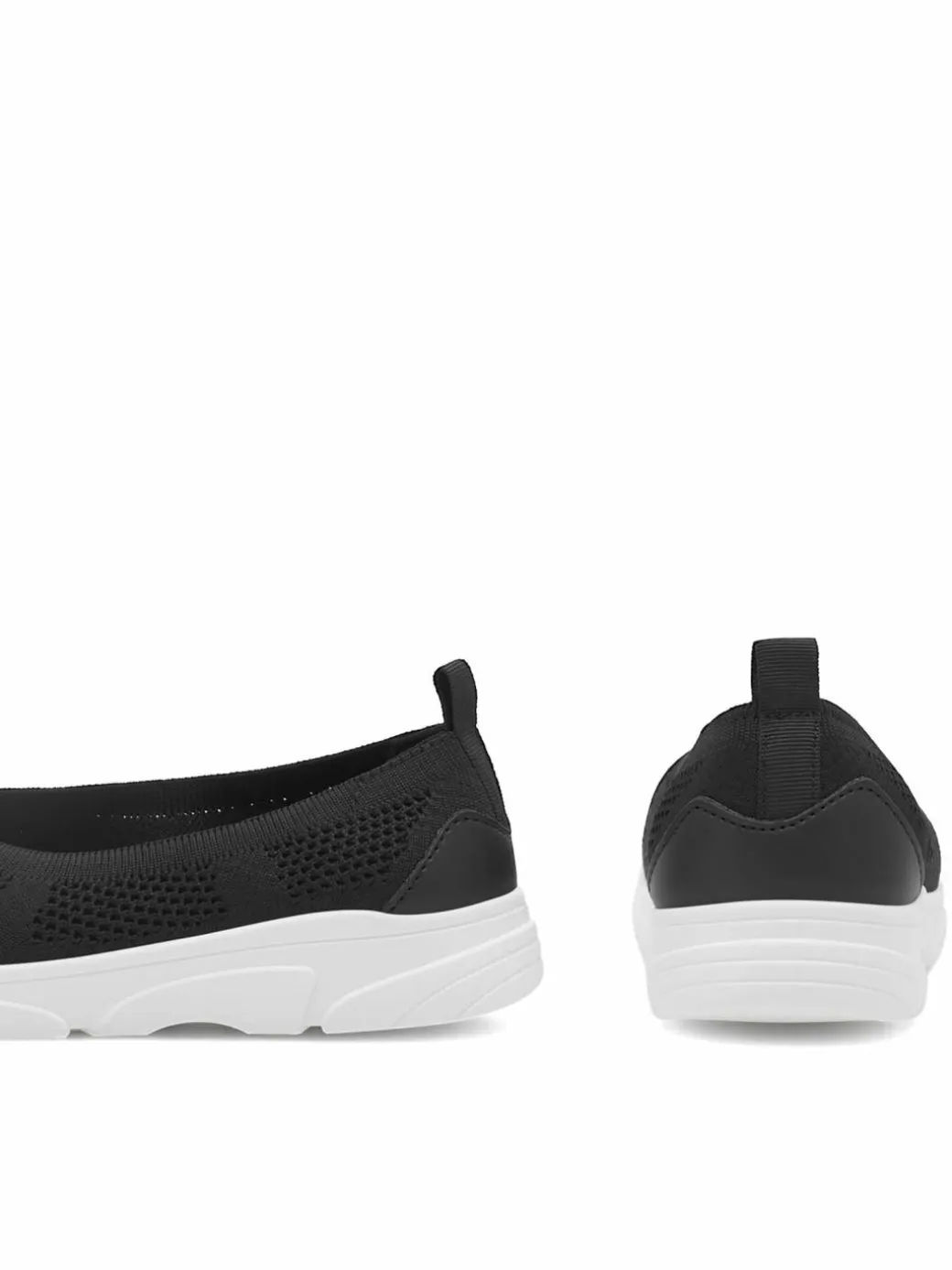 Scarpe basse CSS20521-03(IV)DZ Nero