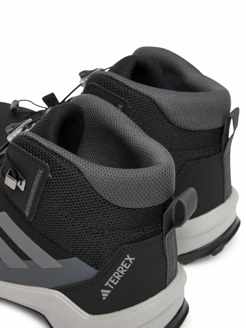 Scarpe da trekking Terrex AX4R Mid JI0920 Nero