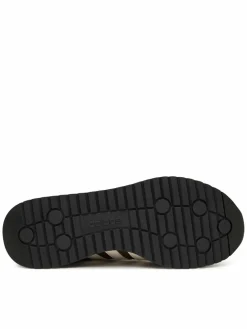 Sneakers Run 70S 2.0 Shoes KJ7187 Marrone