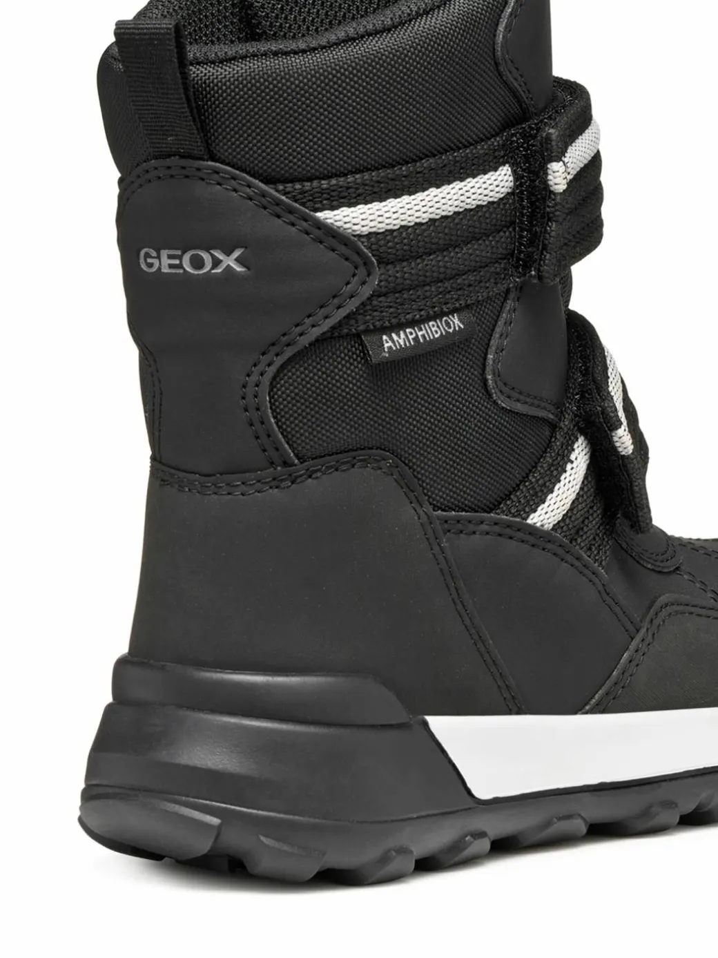 Stivali da neve J Trekkyup B Abx J56MBB 050FU C9999 S Nero
