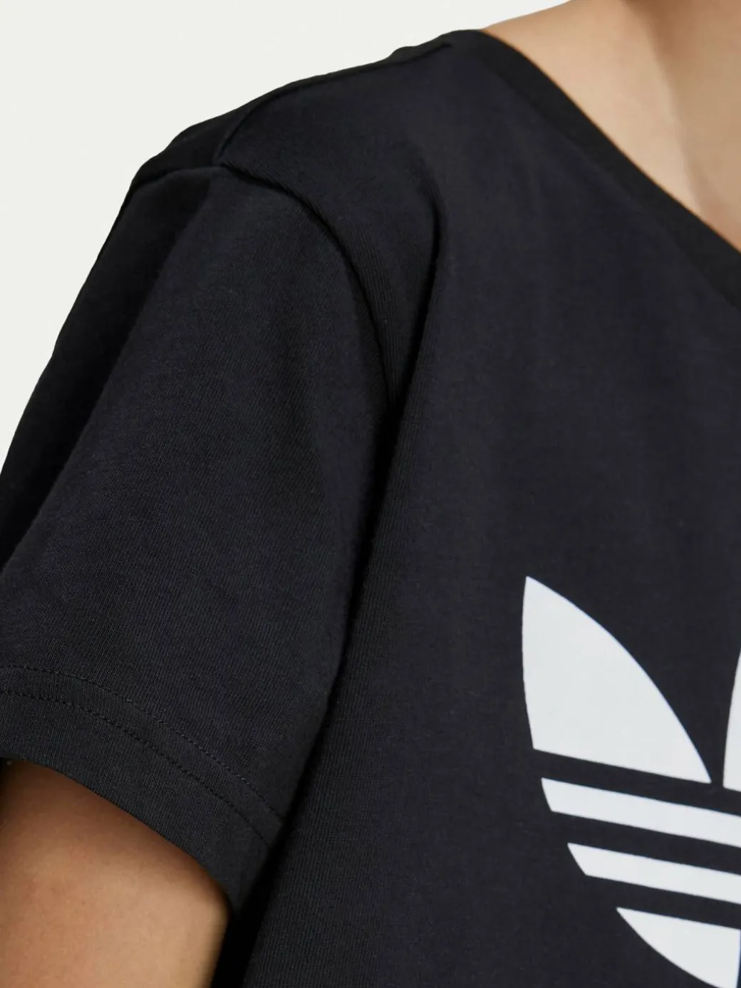 T-shirt adicolor Trefoil IY7421 Nero Regular Fit