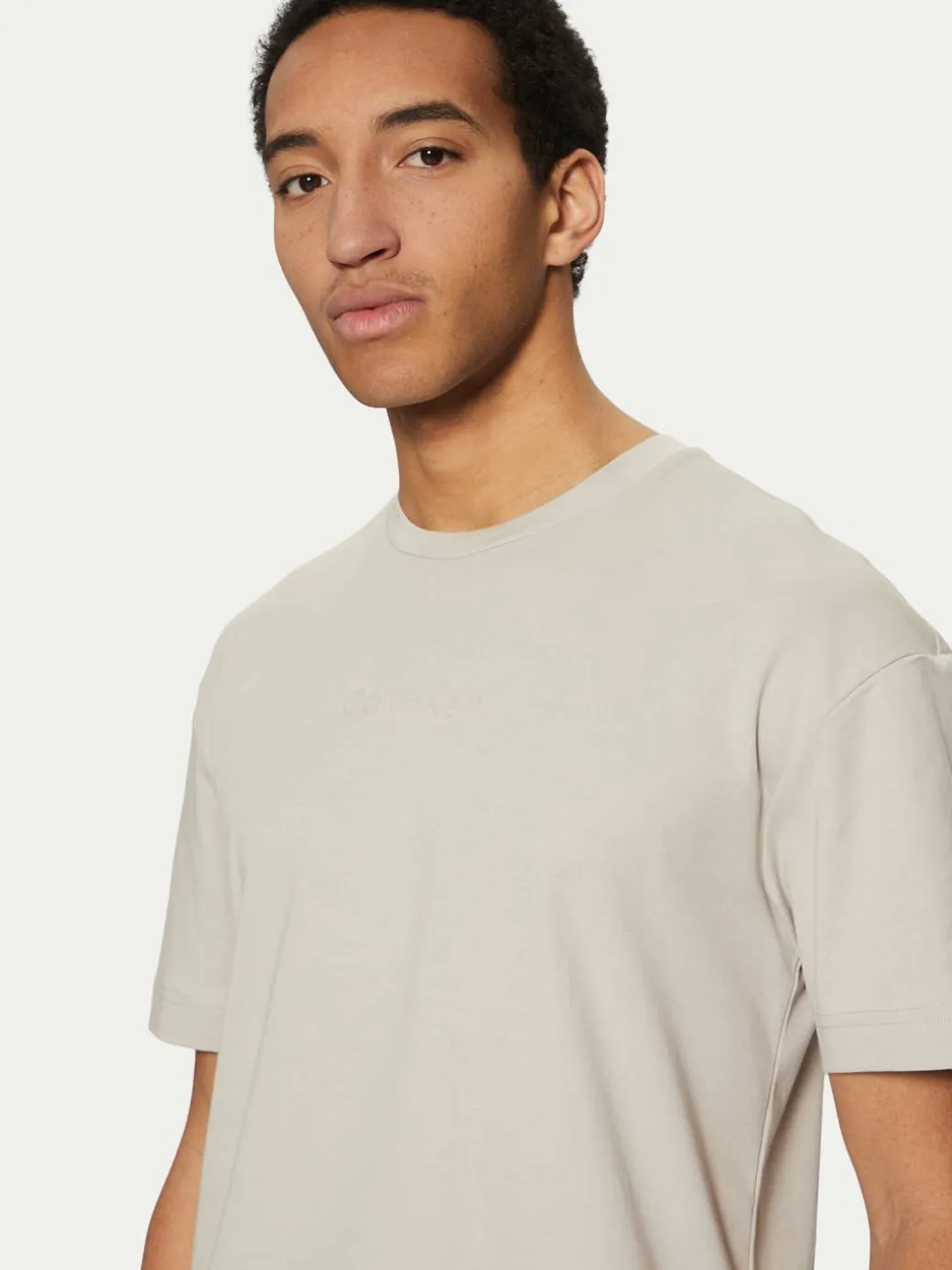 T-shirt K10K114167 Beige Slim Fit