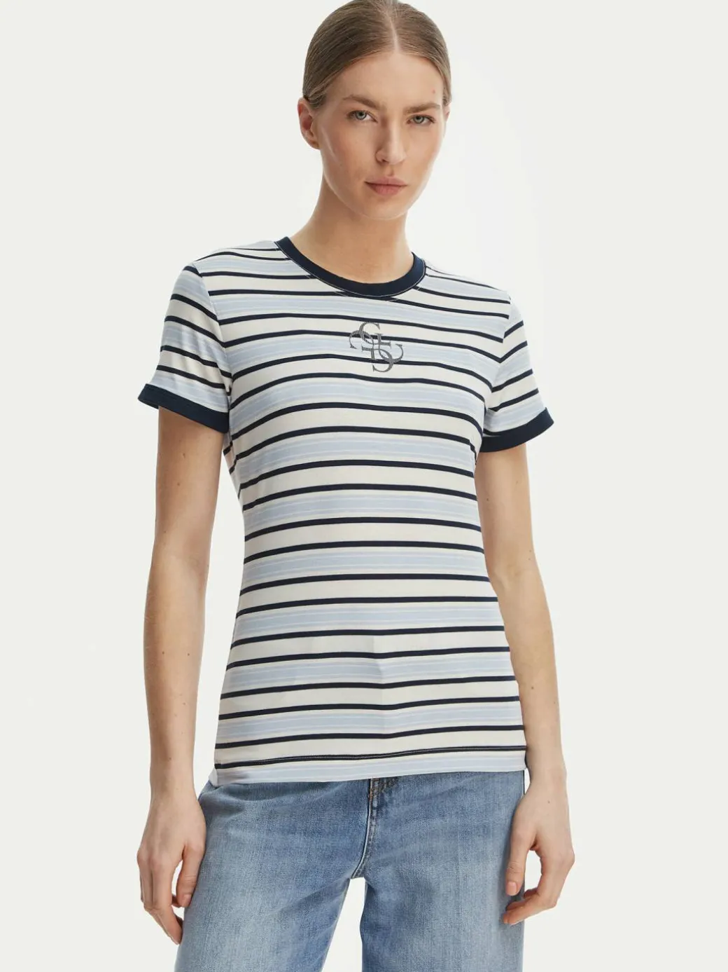 T-shirt W6GI18 K3040 Blu Classic Fit